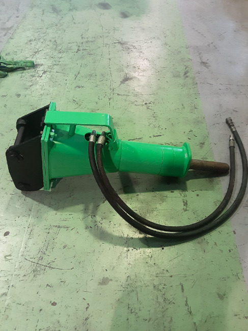 MONTABERT BRP70 - Hidraulinis kūjis: foto 4 MONTABERT BRP70 - Hidraulinis kūjis: foto 4