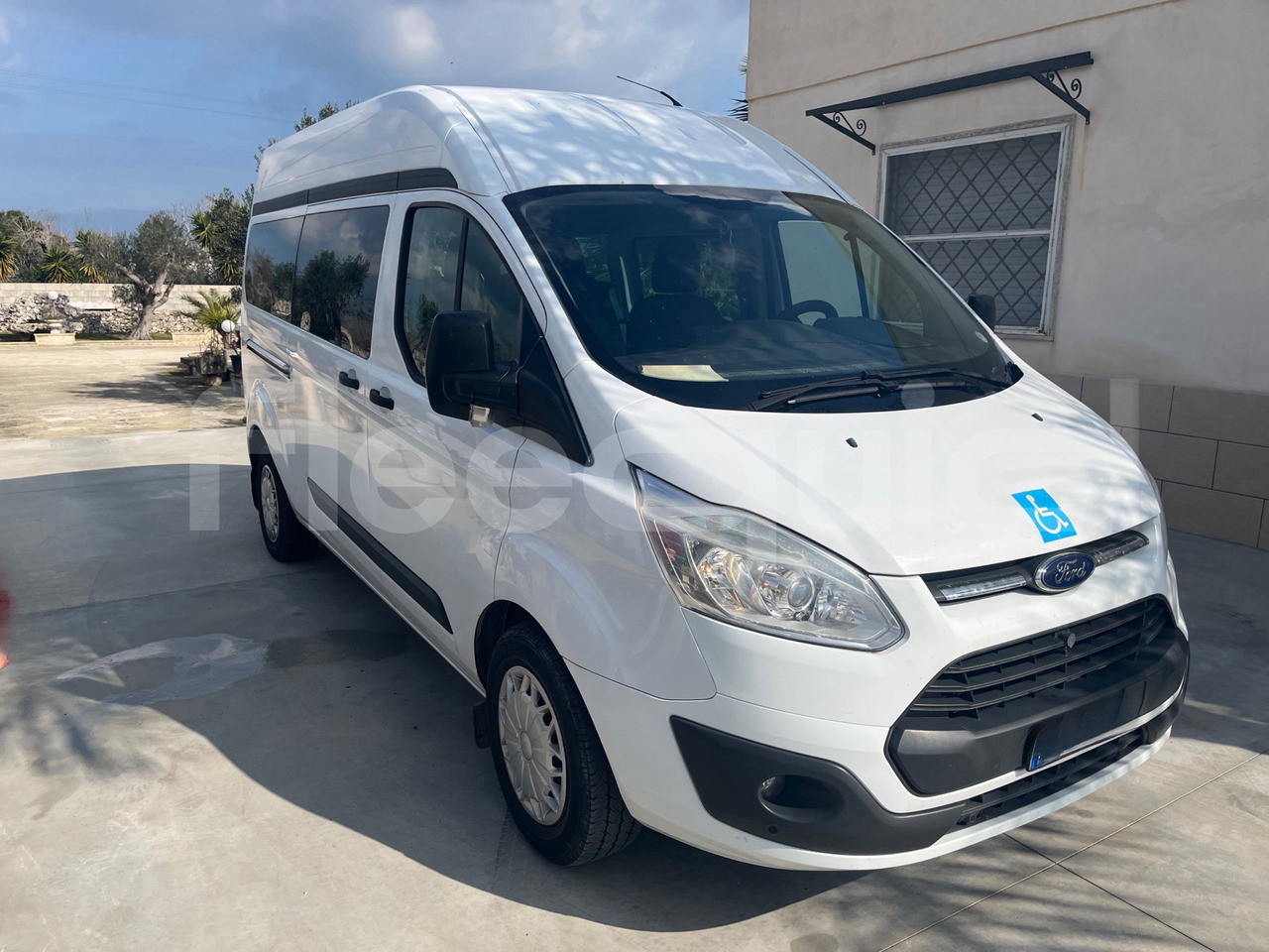 Ford Transit - Mikroautobusas, Keleivinis furgonas: foto 1 Ford Transit - Mikroautobusas, Keleivinis furgonas: foto 1