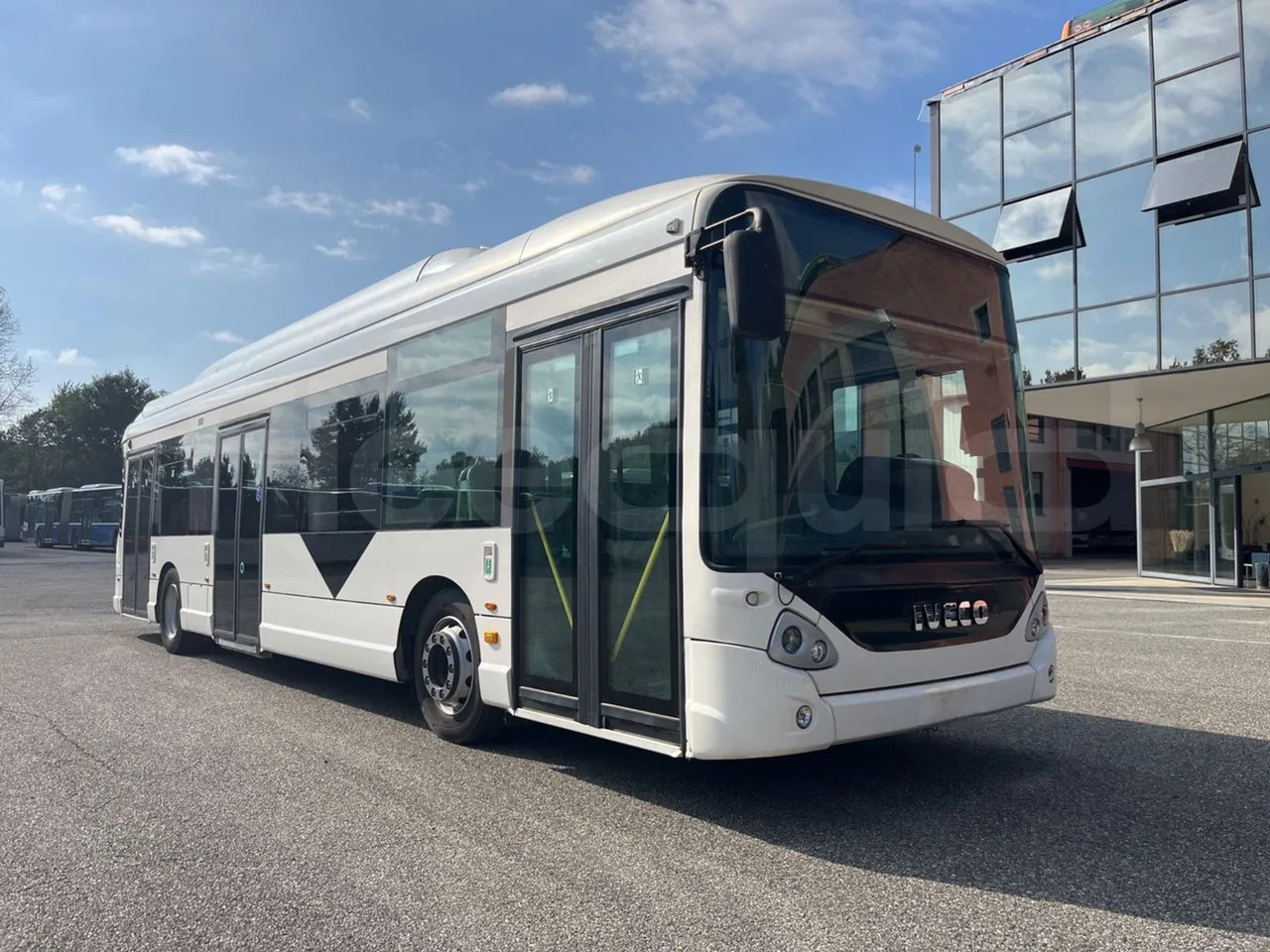 Heuliez GX 337 ELEC - Miesto autobusas, Elektrinis autobusas: foto 1 Heuliez GX 337 ELEC - Miesto autobusas, Elektrinis autobusas: foto 1
