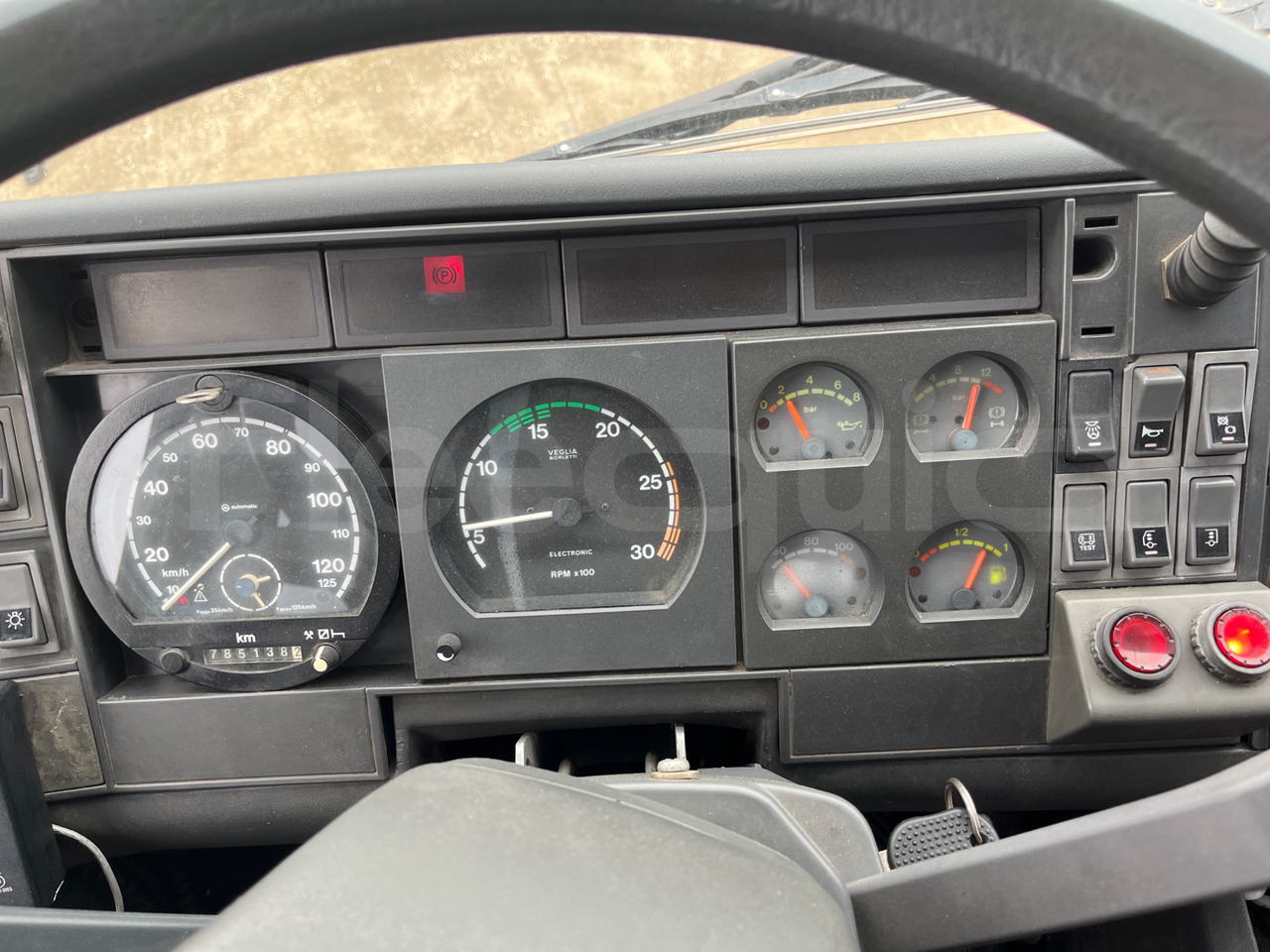 Iveco 380 - Turistinis autobusas: foto 3 Iveco 380 - Turistinis autobusas: foto 3