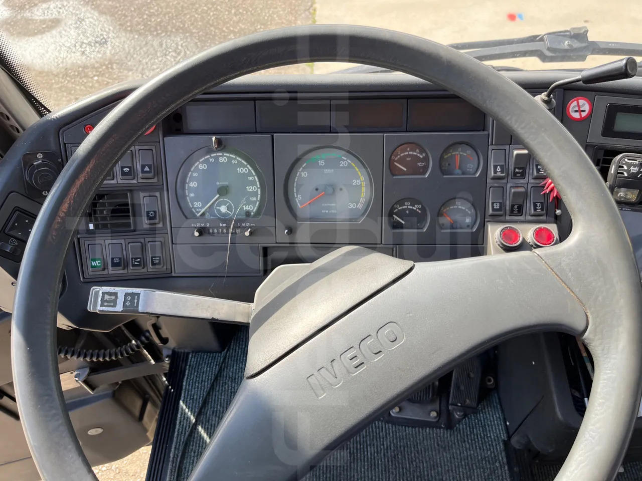 Iveco 380 - Turistinis autobusas: foto 3 Iveco 380 - Turistinis autobusas: foto 3