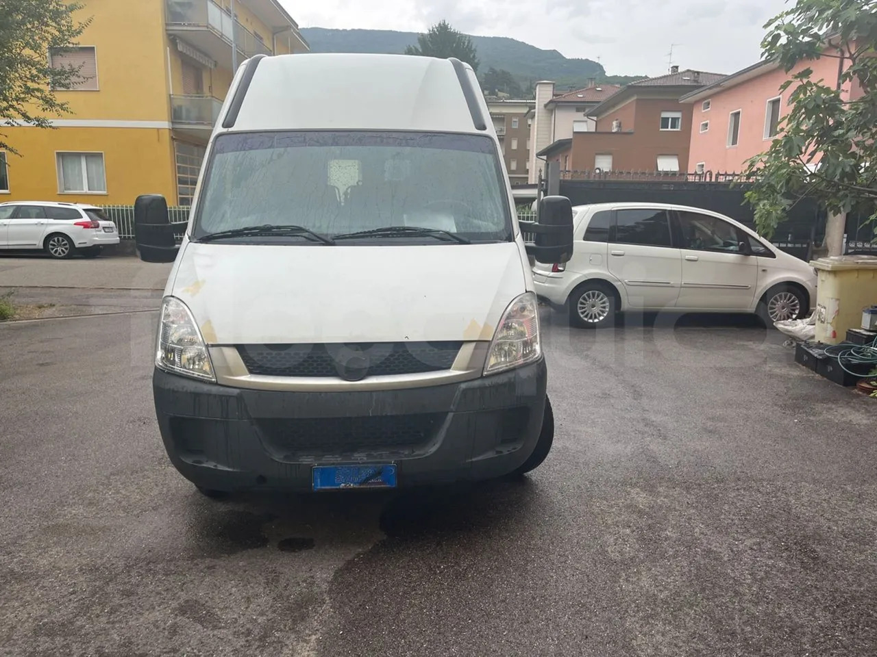 Iveco Daily - Mikroautobusas, Keleivinis furgonas: foto 2 Iveco Daily - Mikroautobusas, Keleivinis furgonas: foto 2