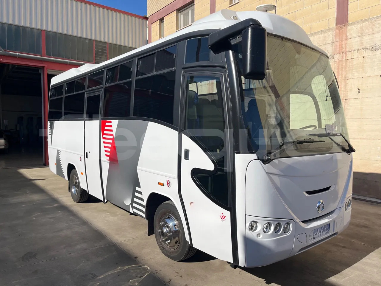 Iveco E24 - Turistinis autobusas: foto 1 Iveco E24 - Turistinis autobusas: foto 1