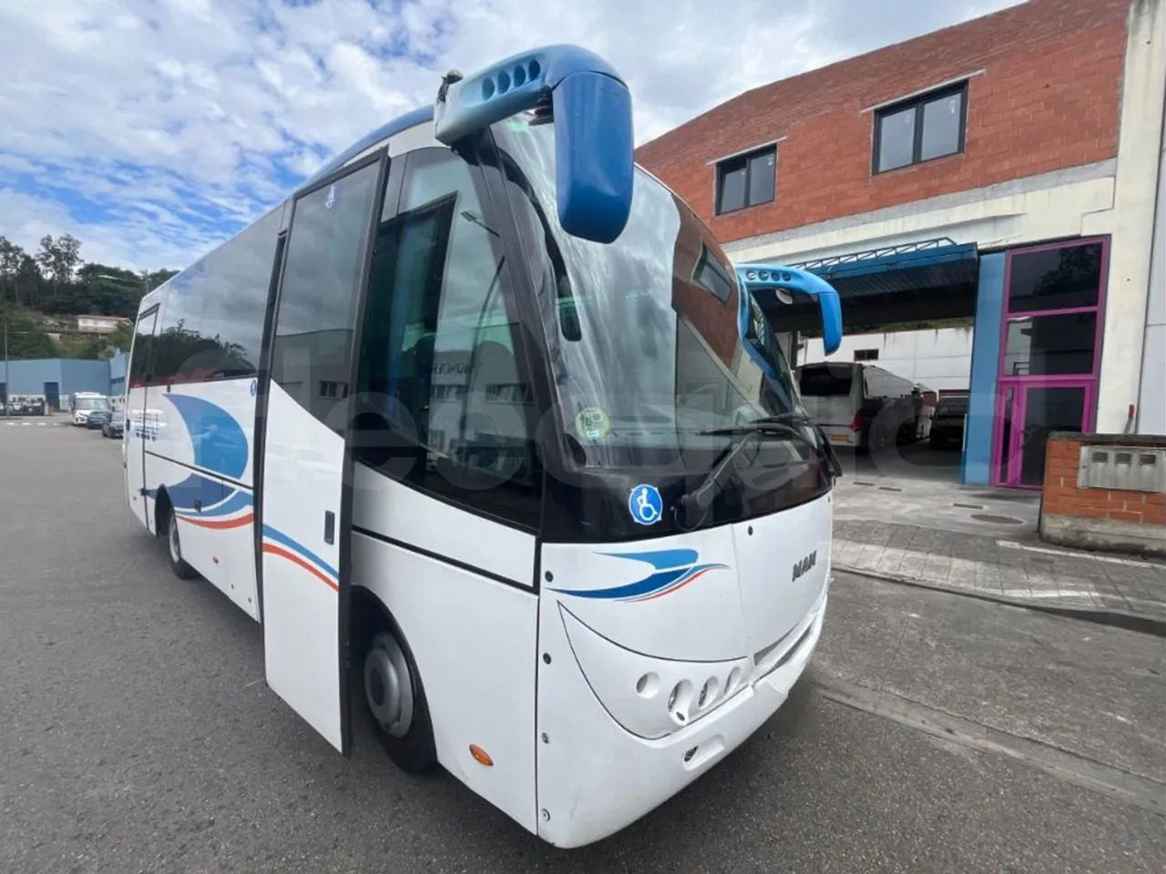 Man Dexon - Turistinis autobusas: foto 1 Man Dexon - Turistinis autobusas: foto 1