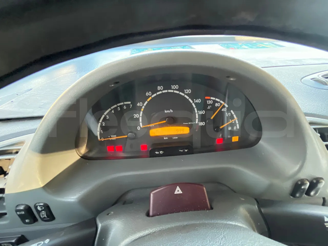 Mercedes-Benz Ibis - Priemiestinis autobusas: foto 3 Mercedes-Benz Ibis - Priemiestinis autobusas: foto 3