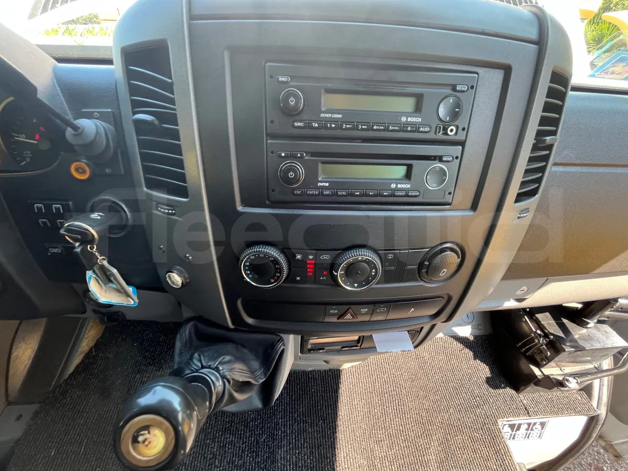 Mercedes-Benz MB906 - Priemiestinis autobusas: foto 3 Mercedes-Benz MB906 - Priemiestinis autobusas: foto 3