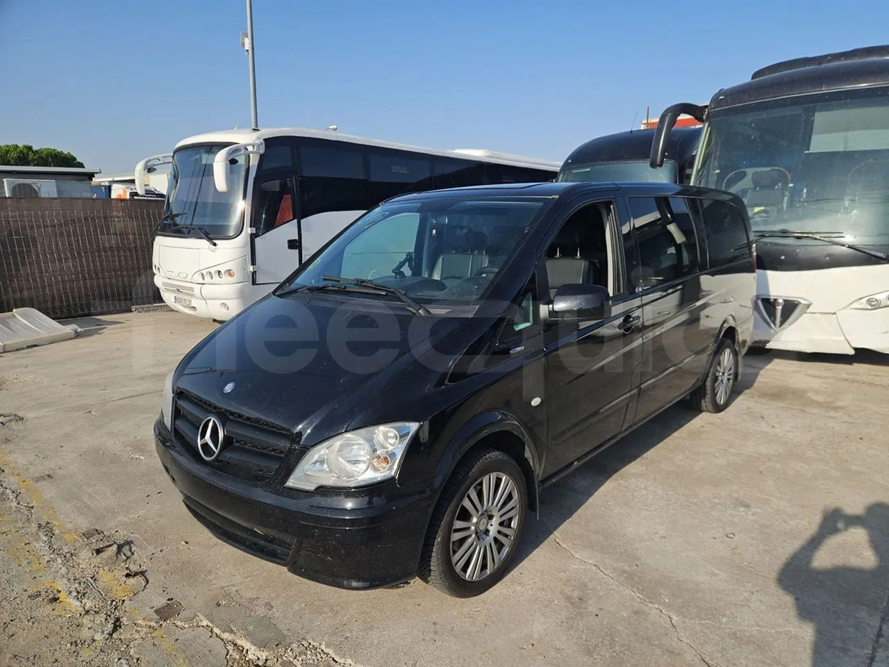 Mercedes-Benz Vito Tourer - Mikroautobusas, Keleivinis furgonas: foto 4 Mercedes-Benz Vito Tourer - Mikroautobusas, Keleivinis furgonas: foto 4