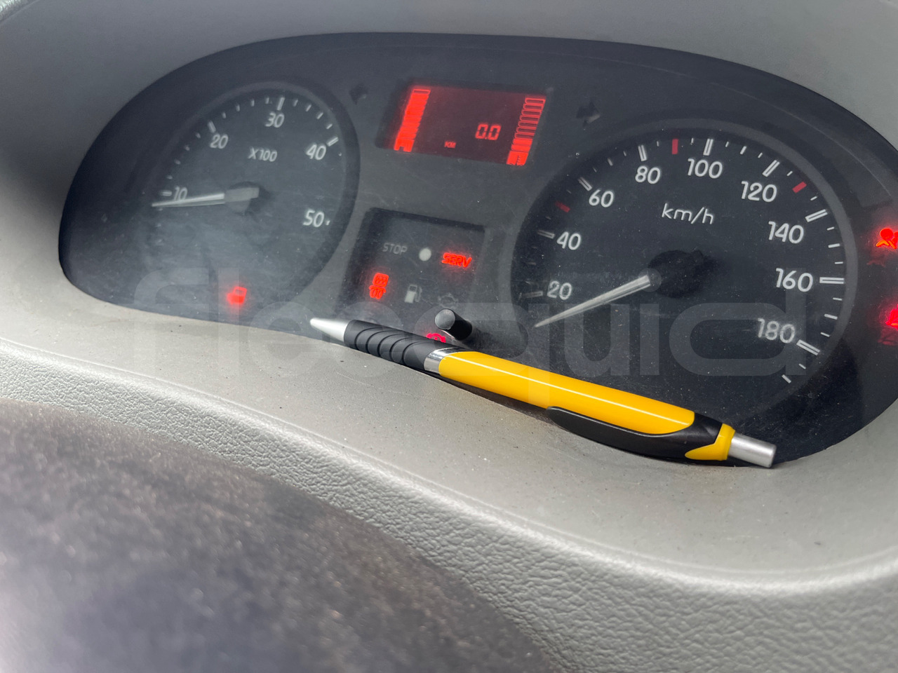 Nissan Interstar - Mikroautobusas, Keleivinis furgonas: foto 3 Nissan Interstar - Mikroautobusas, Keleivinis furgonas: foto 3