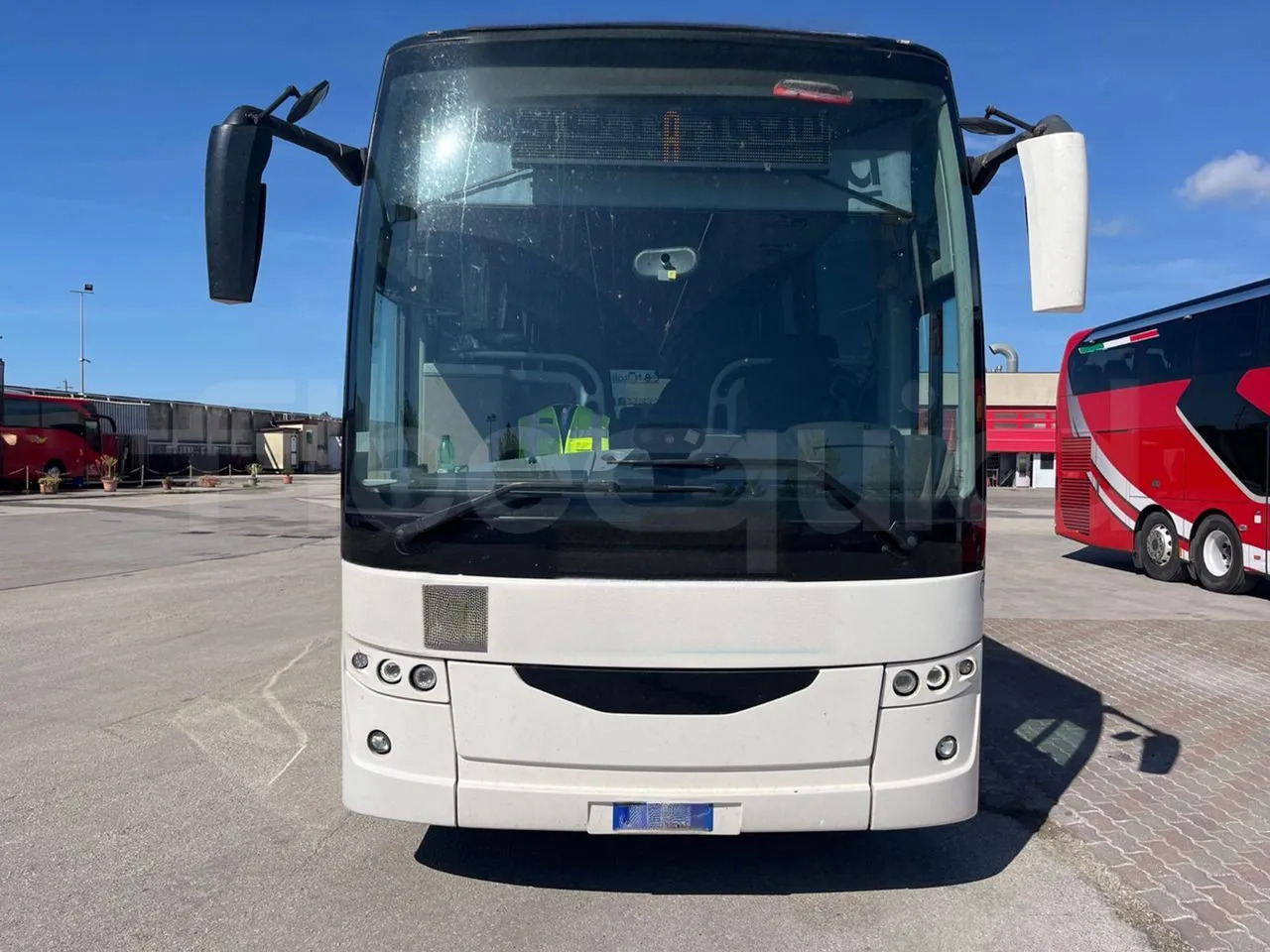 Van Hool EX16 MID - Turistinis autobusas: foto 2 Van Hool EX16 MID - Turistinis autobusas: foto 2