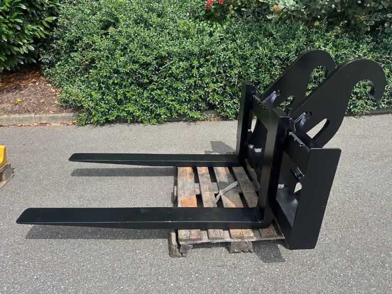 Cat 938M Fusion coupler, Bucket, Forks - Greita jungtis - Statybinė technika: foto 5 Cat 938M Fusion coupler, Bucket, Forks - Greita jungtis - Statybinė technika: foto 5