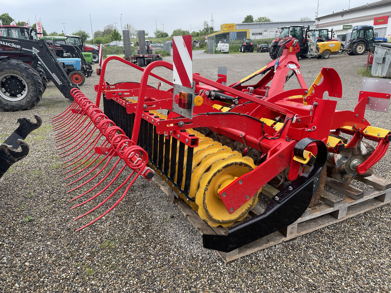 VÄDERSTAD Carrier 300 - Diskiniai skutikai: foto 1 VÄDERSTAD Carrier 300 - Diskiniai skutikai: foto 1