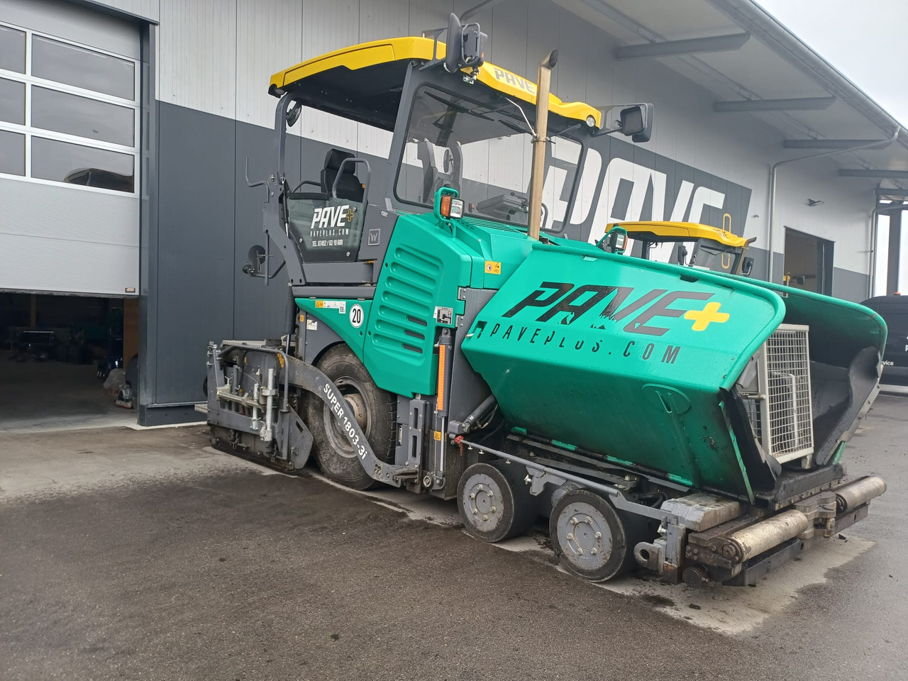 VÖGELE SUPER 1803-3i - Asfalto klotuvas: foto 1 VÖGELE SUPER 1803-3i - Asfalto klotuvas: foto 1