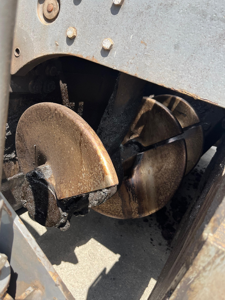 VÖGELE SUPER 2100-3i - Asfalto klotuvas: foto 5 VÖGELE SUPER 2100-3i - Asfalto klotuvas: foto 5