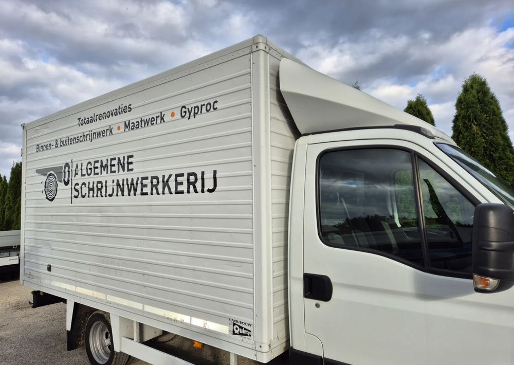 Kontener 8 palet , Izoterma, Garaż, kurnik, Iveco 2012 rok, stan bdb - Kėbulas - furgonas: foto 5 Kontener 8 palet , Izoterma, Garaż, kurnik, Iveco 2012 rok, stan bdb - Kėbulas - furgonas: foto 5