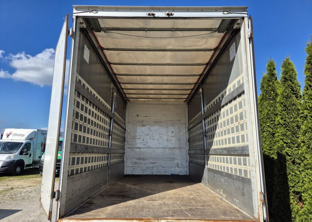 Renault D Gama 3.0Dxi 150KM Iveco  Plandeka - Bortinis automobilis: foto 4 Renault D Gama 3.0Dxi 150KM Iveco  Plandeka - Bortinis automobilis: foto 4