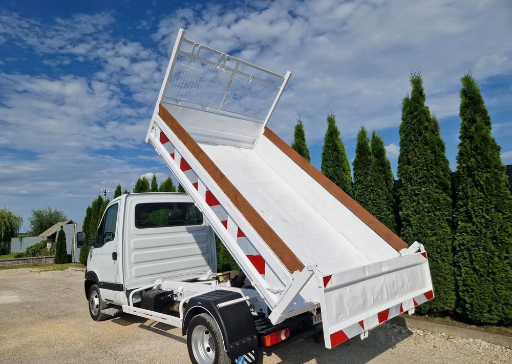 Renault Mascott 3.0 DXI - Mažas savivartis: foto 3 Renault Mascott 3.0 DXI - Mažas savivartis: foto 3