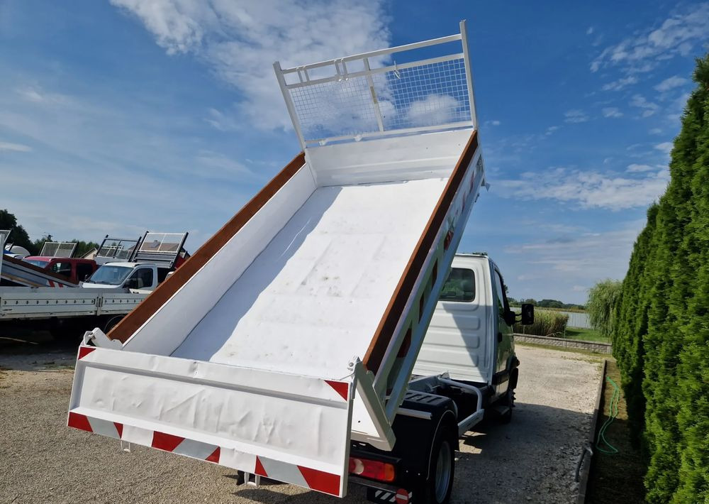 Renault Mascott 3.0 DXI - Mažas savivartis: foto 4 Renault Mascott 3.0 DXI - Mažas savivartis: foto 4