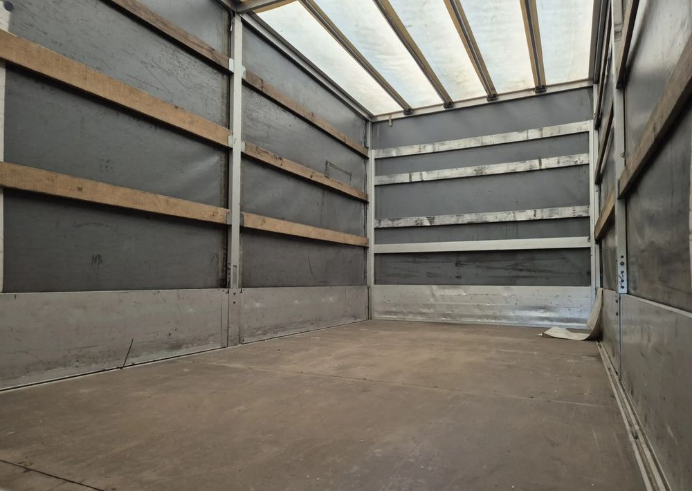 Renault Master 2.3 Plandeka 10 palet Bliźniaki - Bortinis automobilis: foto 5 Renault Master 2.3 Plandeka 10 palet Bliźniaki - Bortinis automobilis: foto 5