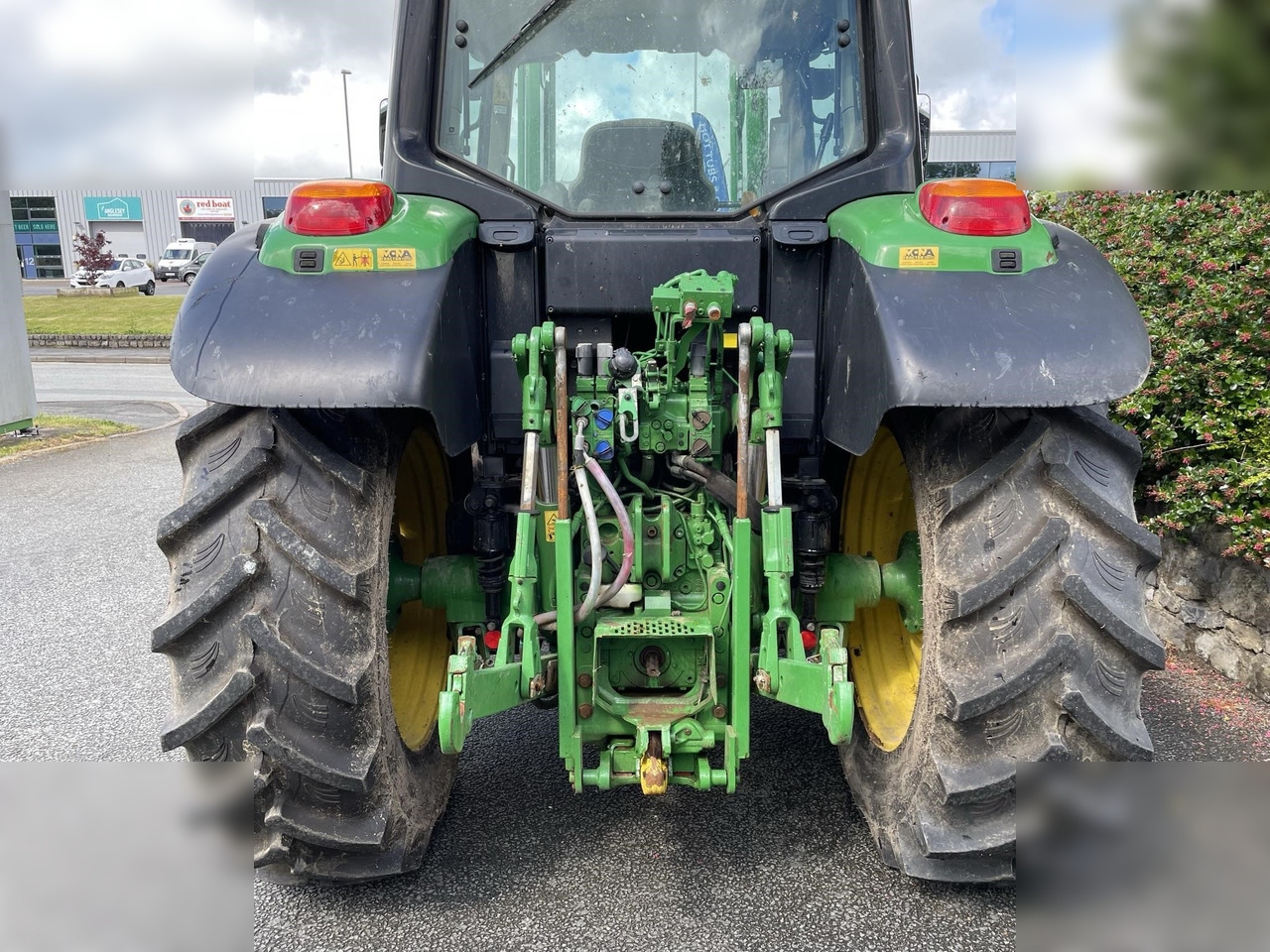 2020 JOHN DEERE 6120M - Traktorius: foto 2 2020 JOHN DEERE 6120M - Traktorius: foto 2
