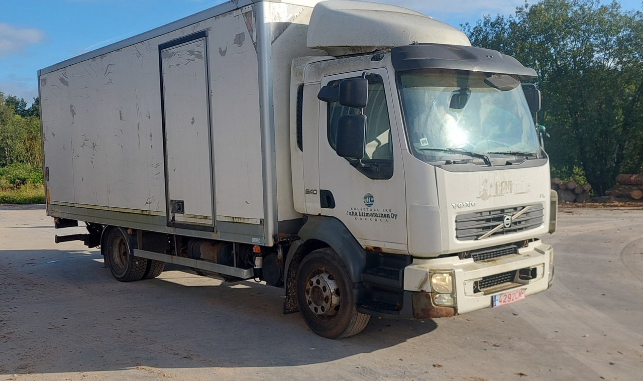 VOLVO FL240 - Furgonas sunkvežimis: foto 5 VOLVO FL240 - Furgonas sunkvežimis: foto 5