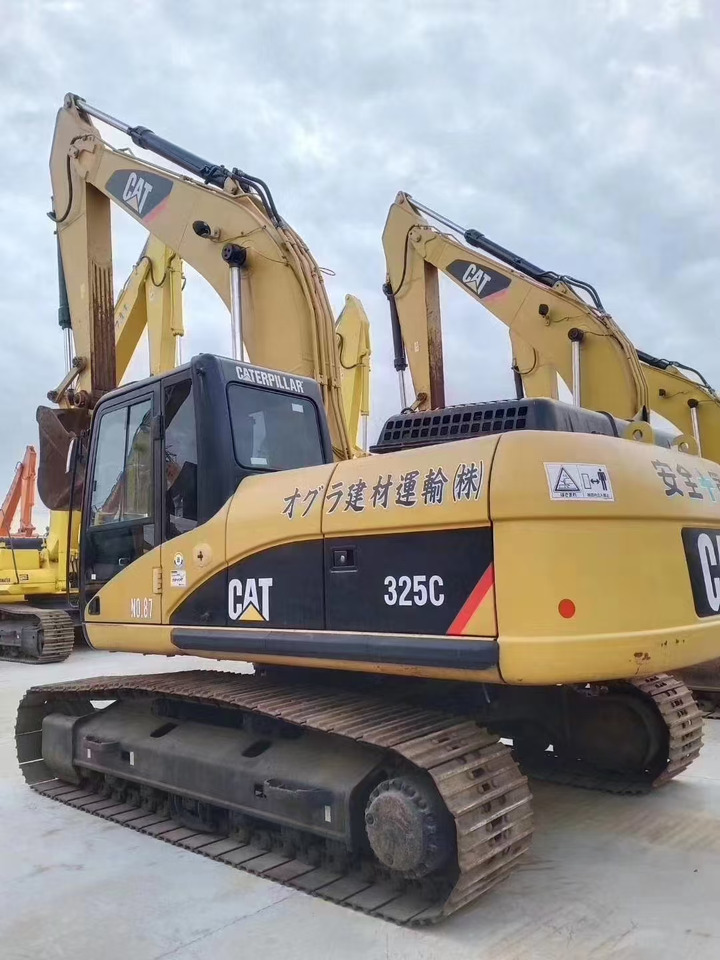 CATERPILLAR 325C used excavator low price for sale caterpillar - Vikšrinis ekskavatorius: foto 3 CATERPILLAR 325C used excavator low price for sale caterpillar - Vikšrinis ekskavatorius: foto 3