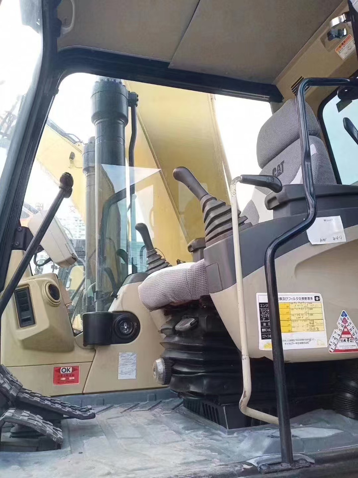 CATERPILLAR 325C used excavator low price for sale caterpillar - Vikšrinis ekskavatorius: foto 2 CATERPILLAR 325C used excavator low price for sale caterpillar - Vikšrinis ekskavatorius: foto 2