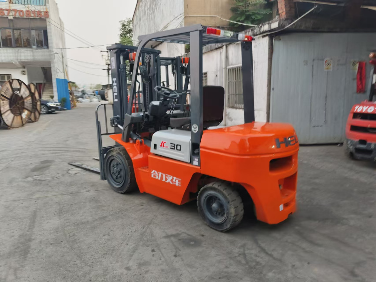 HELI k30 used 3 ton diesel forklift Customizable mast clamps low price - Dyzelinis krautuvas: foto 3 HELI k30 used 3 ton diesel forklift Customizable mast clamps low price - Dyzelinis krautuvas: foto 3