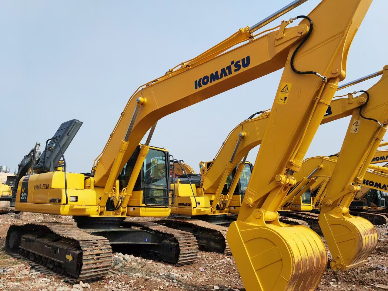 KOMATSU pc210-8 used crawler excavator japan brand hot sale - Vikšrinis ekskavatorius: foto 5 KOMATSU pc210-8 used crawler excavator japan brand hot sale - Vikšrinis ekskavatorius: foto 5