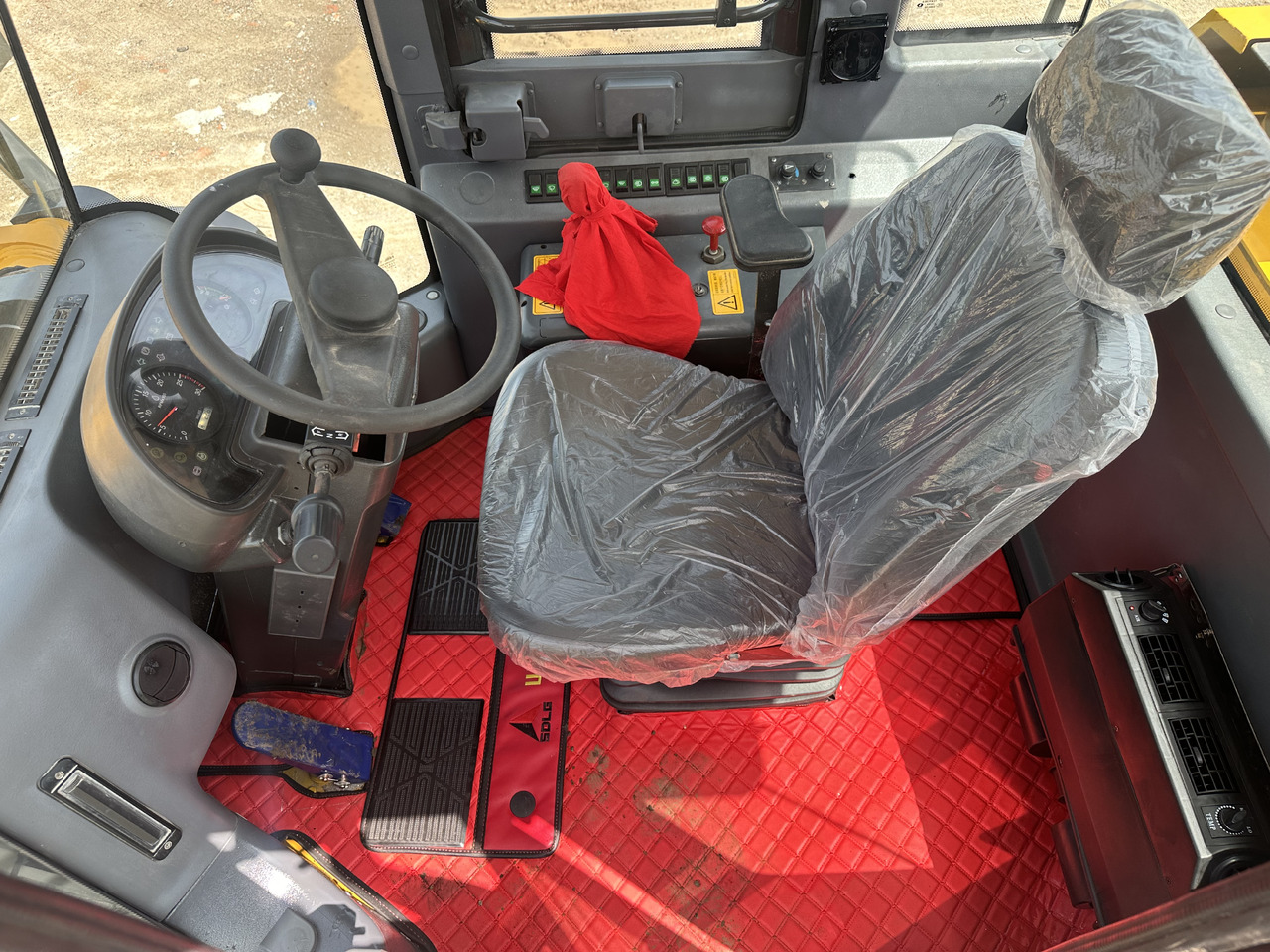 SDLG L958F China brand low price 5 ton class front loader strong power - Ratinis krautuvas: foto 5 SDLG L958F China brand low price 5 ton class front loader strong power - Ratinis krautuvas: foto 5