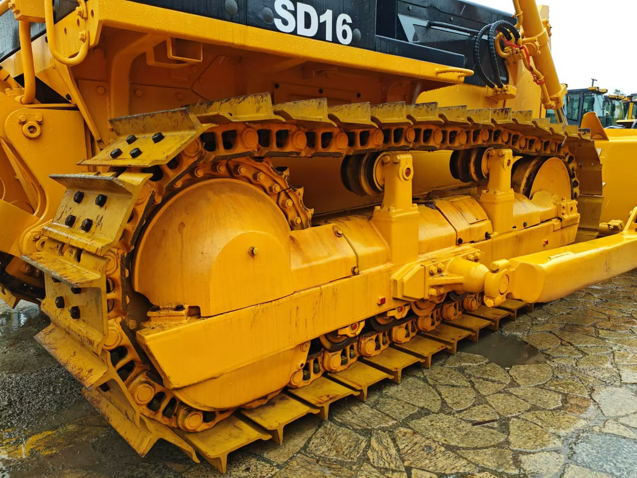SHANTUI sd16 bullldozer made in china low price for sale - Buldozeris: foto 4 SHANTUI sd16 bullldozer made in china low price for sale - Buldozeris: foto 4