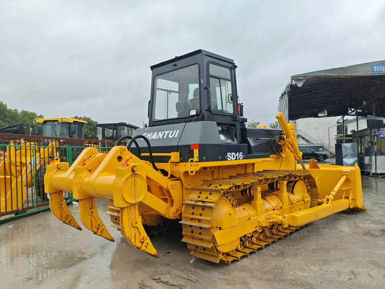 SHANTUI sd16 bullldozer made in china low price for sale - Buldozeris: foto 5 SHANTUI sd16 bullldozer made in china low price for sale - Buldozeris: foto 5