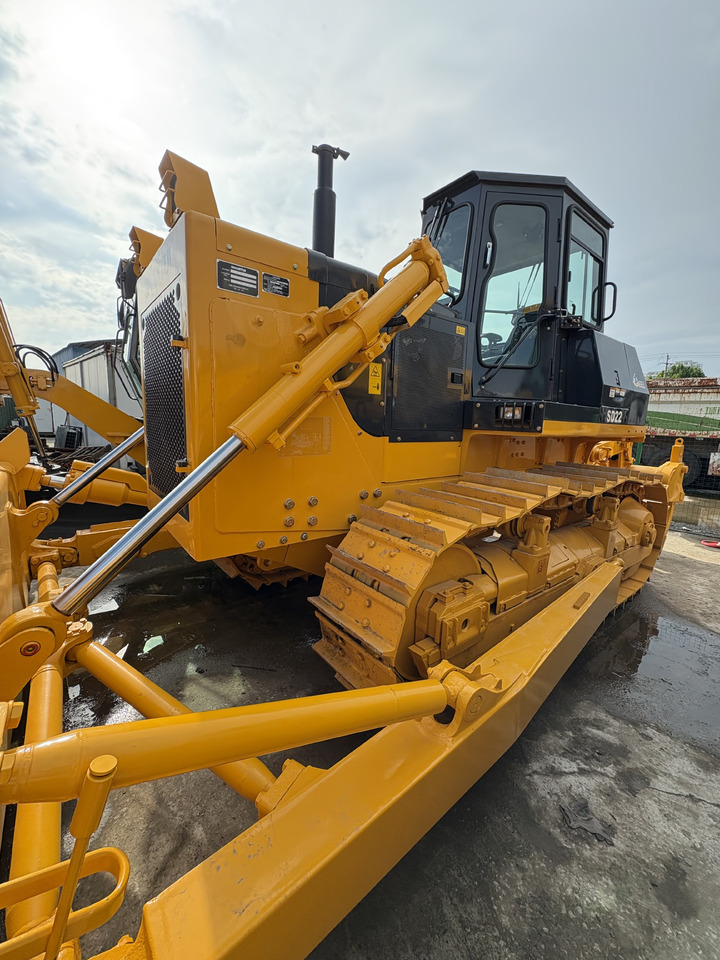 SHANTUI sd22 bulldozer 2024 machine discounted for sale shantui - Buldozeris: foto 2 SHANTUI sd22 bulldozer 2024 machine discounted for sale shantui - Buldozeris: foto 2