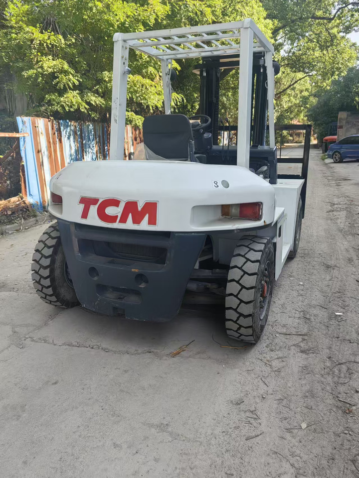 TCM FD50 Japan brand used 5 ton diesel forklift Customizable mast clamps - Dyzelinis krautuvas: foto 2 TCM FD50 Japan brand used 5 ton diesel forklift Customizable mast clamps - Dyzelinis krautuvas: foto 2