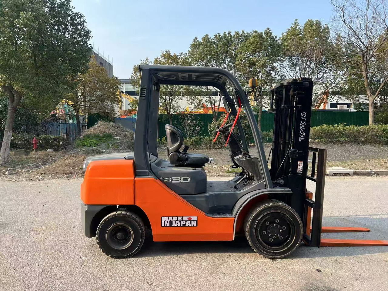 TOYOTA 3 ton 8F used japan brand diesel forklift - Dyzelinis krautuvas: foto 1 TOYOTA 3 ton 8F used japan brand diesel forklift - Dyzelinis krautuvas: foto 1