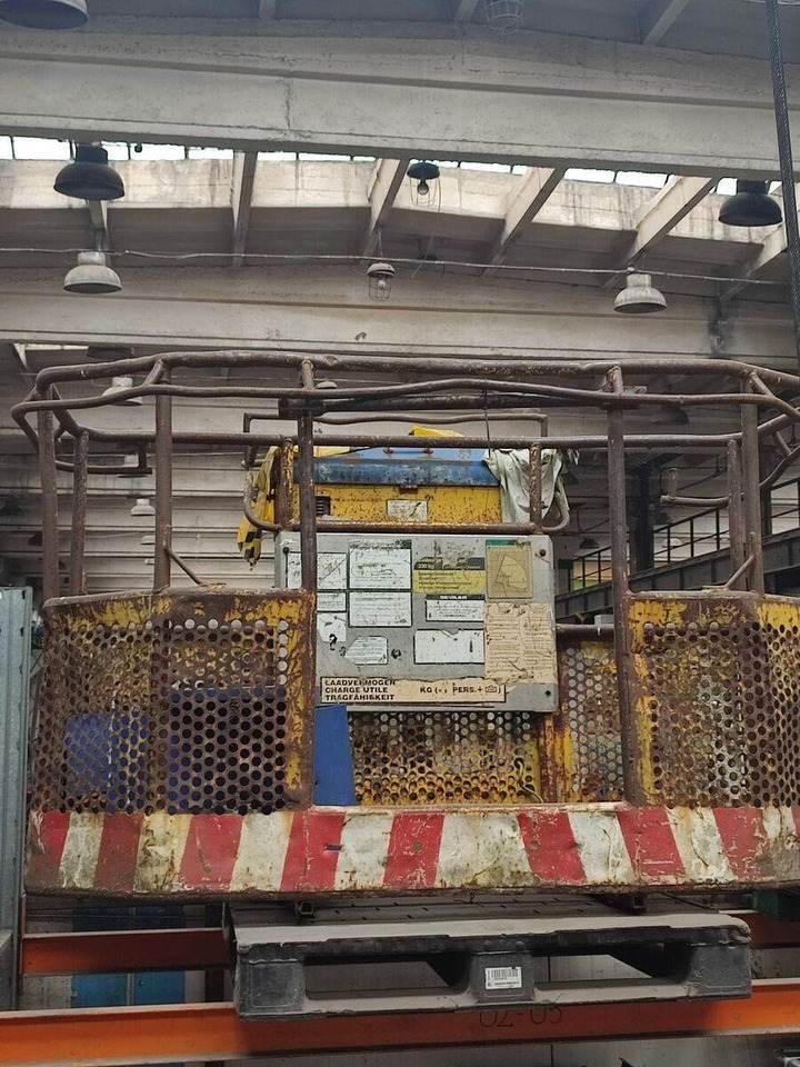 Aichi SR 182 - Teleskopinis keltuvas: foto 5 Aichi SR 182 - Teleskopinis keltuvas: foto 5