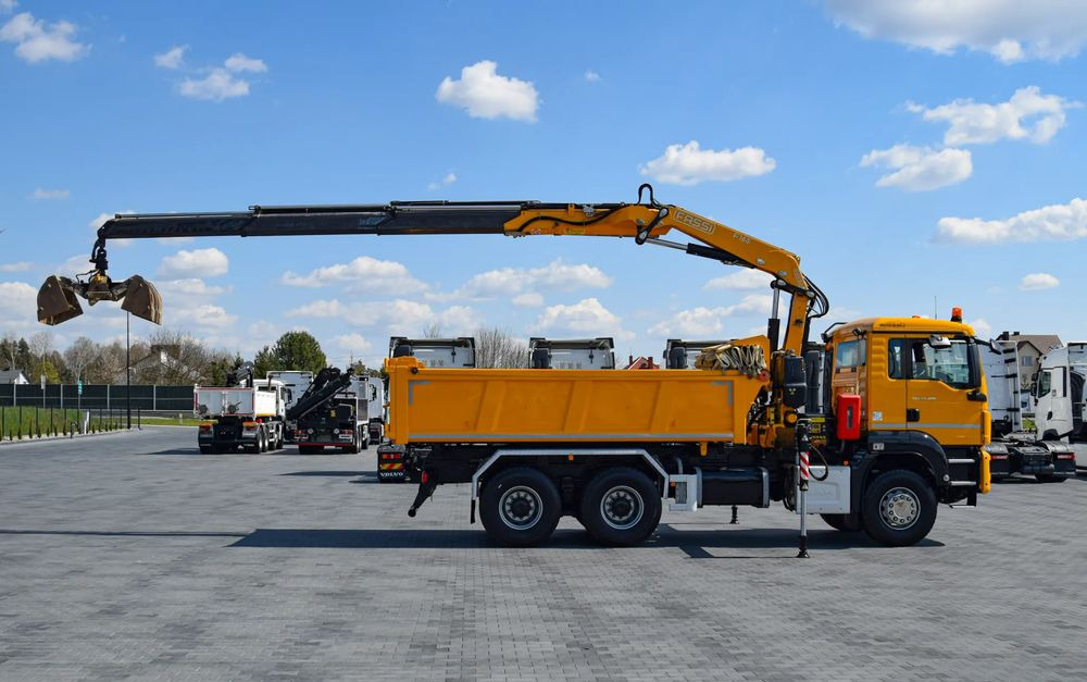 MAN TGS 26.400 / 6x4 / EURO 6 / UDT / HDS FASSI 165 / WYSUW x3 / ROTATOR / CHWYTAK / STEROWANIE RADIOWE / WZMOCNIONA RAMA / WYWROTKA / HYDROBURTA / AUTOMAT / 2017 / NOWE OPONY - 100% / NISKI PRZEBIEG - Savivartis sunkvežimis, Sunkvežimis su kranu: foto 4 MAN TGS 26.400 / 6x4 / EURO 6 / UDT / HDS FASSI 165 / WYSUW x3 / ROTATOR / CHWYTAK / STEROWANIE RADIOWE / WZMOCNIONA RAMA / WYWROTKA / HYDROBURTA / AUTOMAT / 2017 / NOWE OPONY - 100% / NISKI PRZEBIEG - Savivartis sunkvežimis, Sunkvežimis su kranu: foto 4