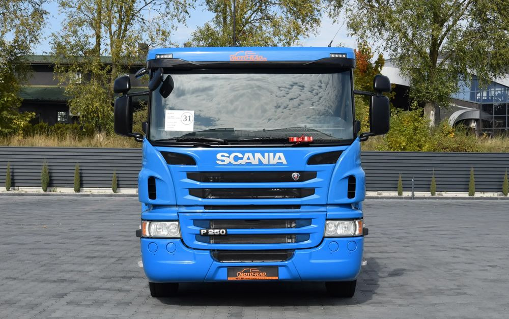 Scania P250 / EURO 6 / SKRZYNIA 7.8 M / WINDA DHOLLANDIA / PODUSZKI NA TYLNEJ OSI / RETARDER / KLIMA / TEMPOMAT / SERWISOWANY / SPROWADZONY - Platforminis/ Bortinis sunkvežimis: foto 2 Scania P250 / EURO 6 / SKRZYNIA 7.8 M / WINDA DHOLLANDIA / PODUSZKI NA TYLNEJ OSI / RETARDER / KLIMA / TEMPOMAT / SERWISOWANY / SPROWADZONY - Platforminis/ Bortinis sunkvežimis: foto 2