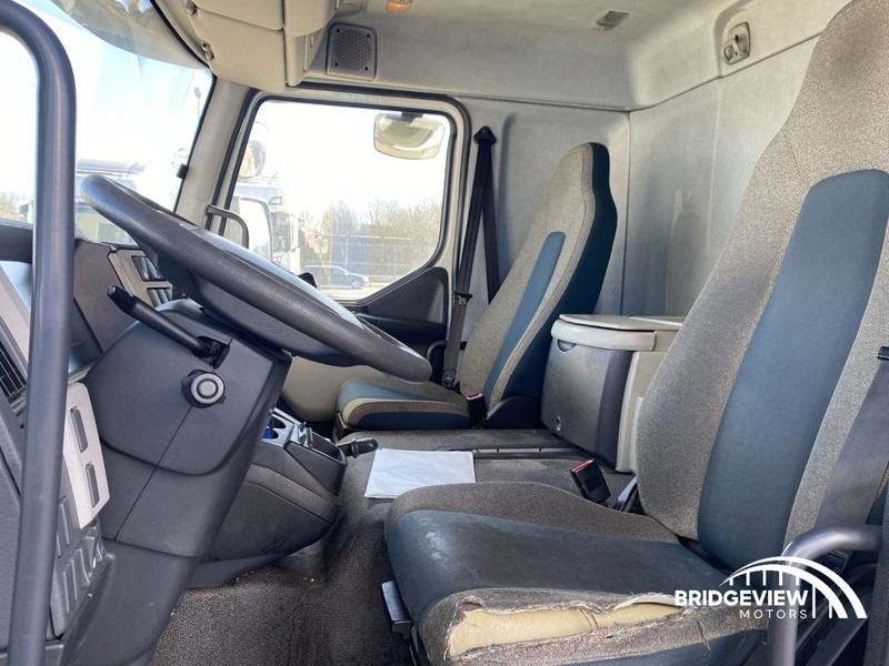 Volvo FL 250 - Refrižeratorius sunkvežimis: foto 3 Volvo FL 250 - Refrižeratorius sunkvežimis: foto 3