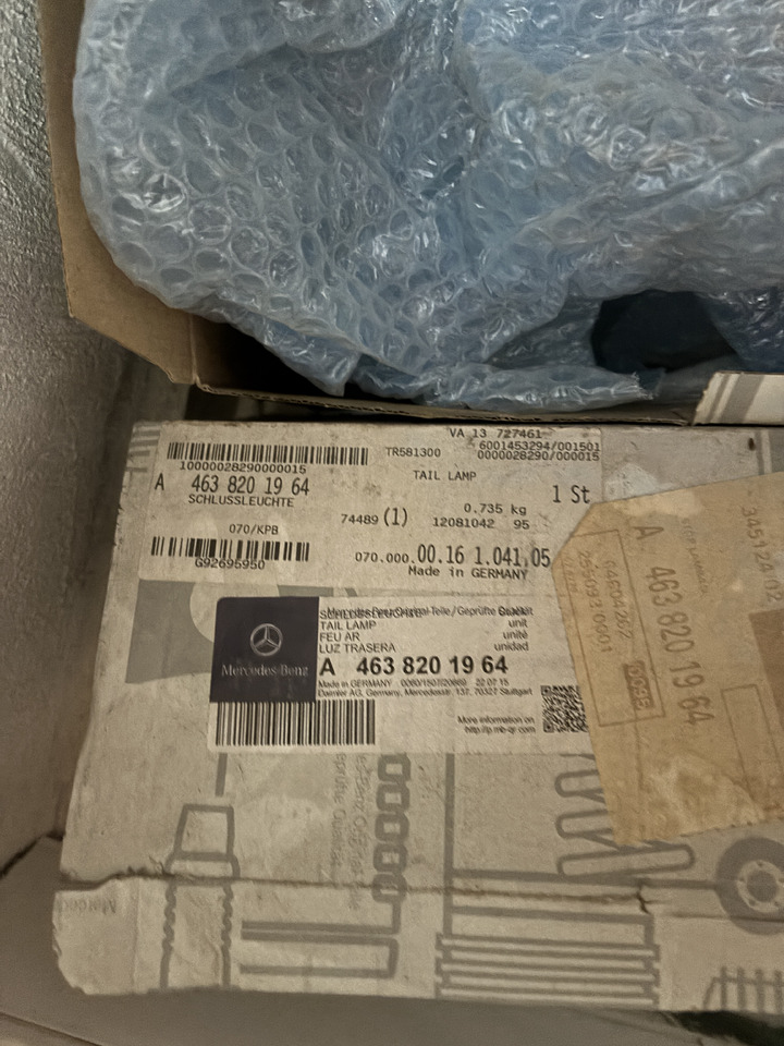 MERCEDES-BENZ G W463 G SERIES TAIL LIGHT - Galinis žibintas: foto 4 MERCEDES-BENZ G W463 G SERIES TAIL LIGHT - Galinis žibintas: foto 4