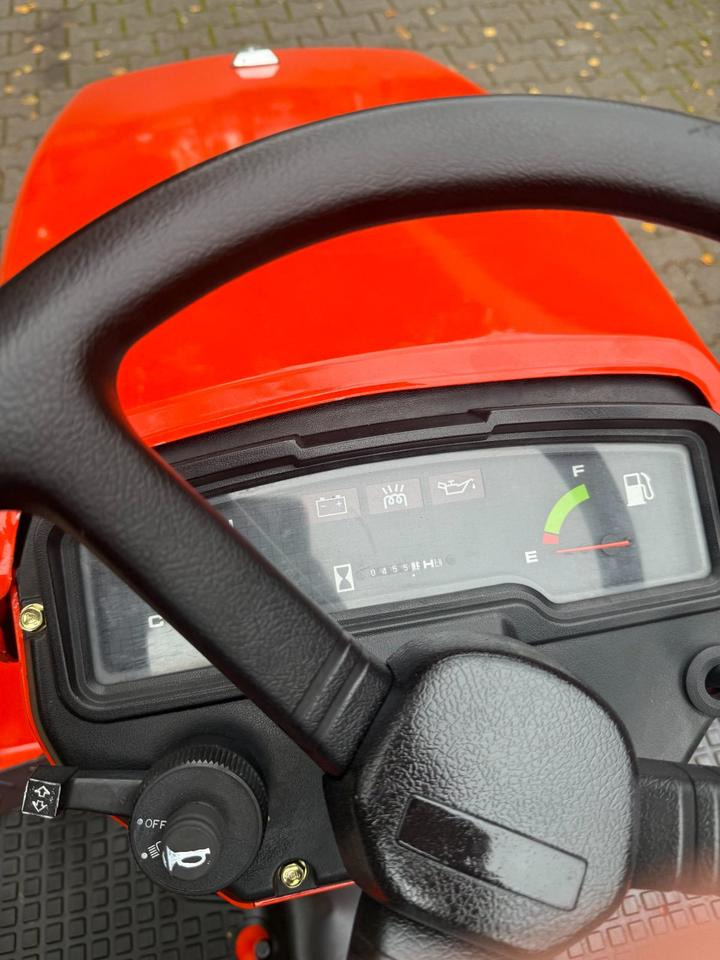 Mini traktorius Kleintraktor Kubota B52 ab 49 € pro Monat.: foto 8 Mini traktorius Kleintraktor Kubota B52 ab 49 € pro Monat.: foto 8