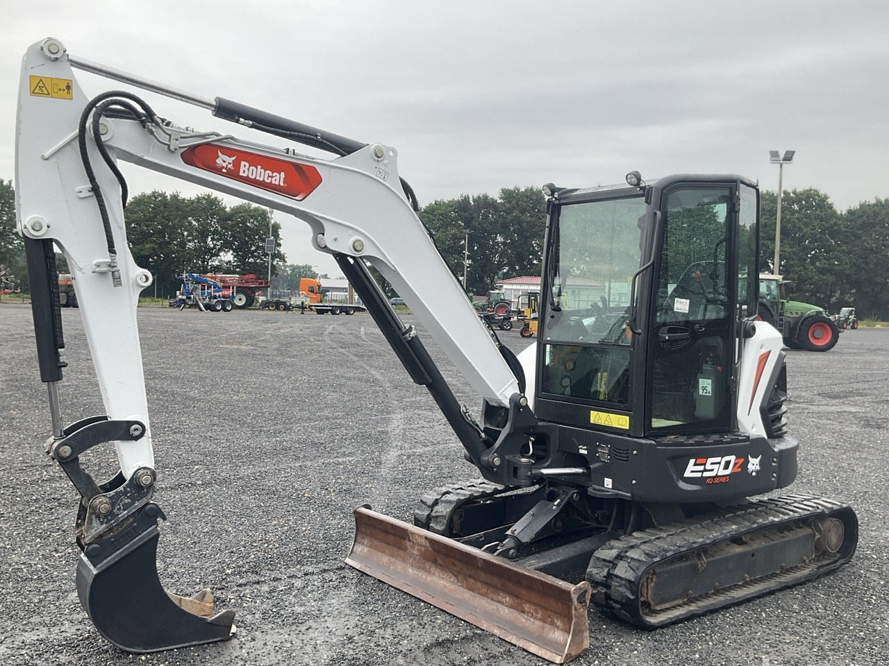 BOBCAT E50z - Mini ekskavatorius: foto 1 BOBCAT E50z - Mini ekskavatorius: foto 1