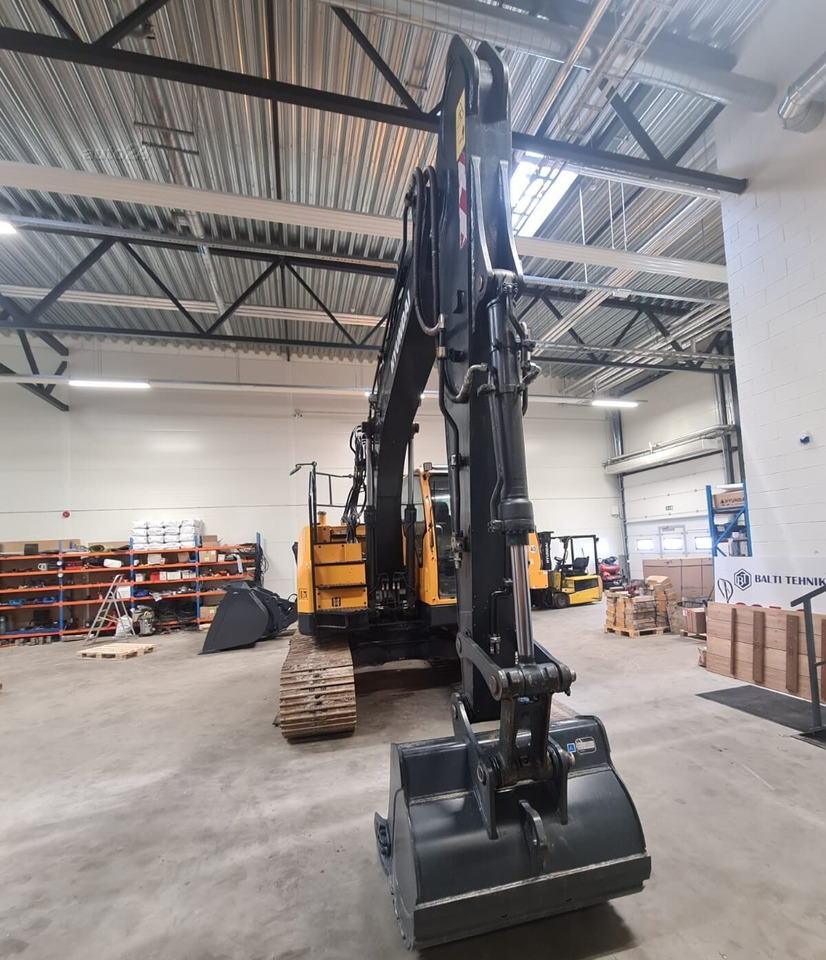 HYUNDAI HX130ALCR - Vikšrinis ekskavatorius: foto 5 HYUNDAI HX130ALCR - Vikšrinis ekskavatorius: foto 5