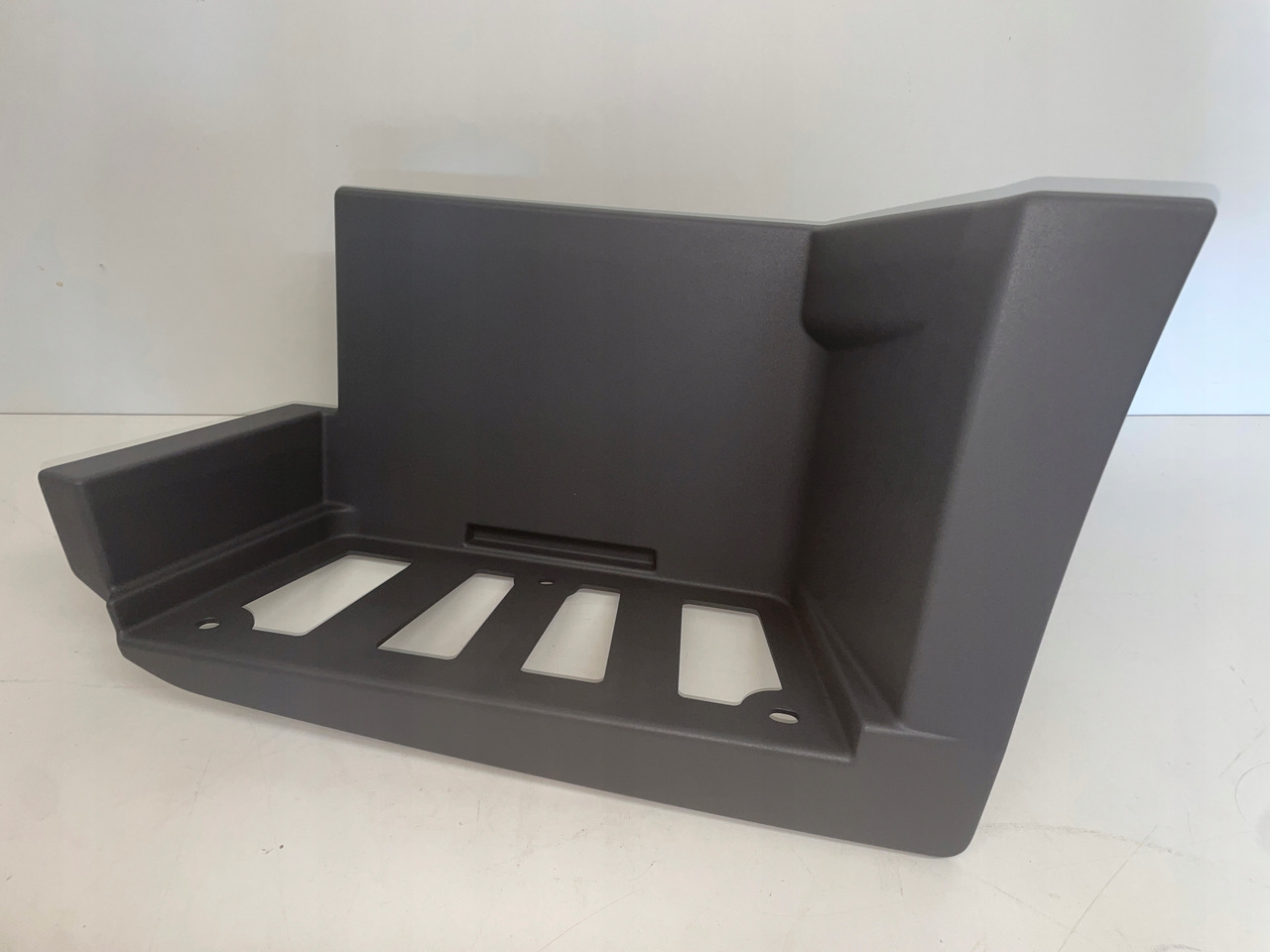 DOLNY STOPIEŃ STOPNICA MAN TGL TGM TGL-3 81615200327 - Pamina - Sunkvežimis: foto 1 DOLNY STOPIEŃ STOPNICA MAN TGL TGM TGL-3 81615200327 - Pamina - Sunkvežimis: foto 1