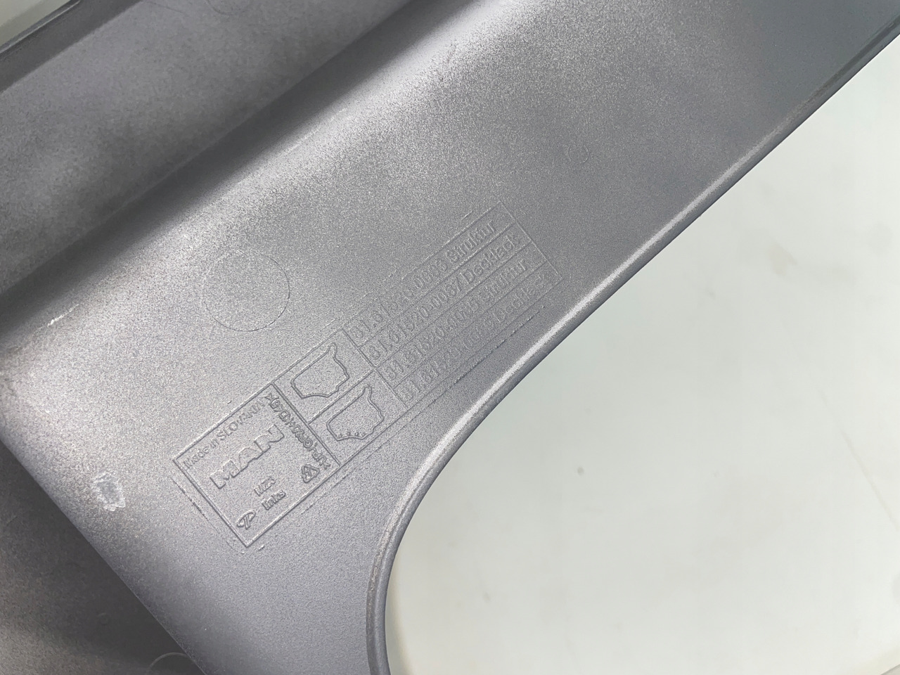 GÓRNA STOPNICA STOPIEŃ MAN TGX TGX3 TG3 81615200083 - Pamina - Sunkvežimis: foto 5 GÓRNA STOPNICA STOPIEŃ MAN TGX TGX3 TG3 81615200083 - Pamina - Sunkvežimis: foto 5