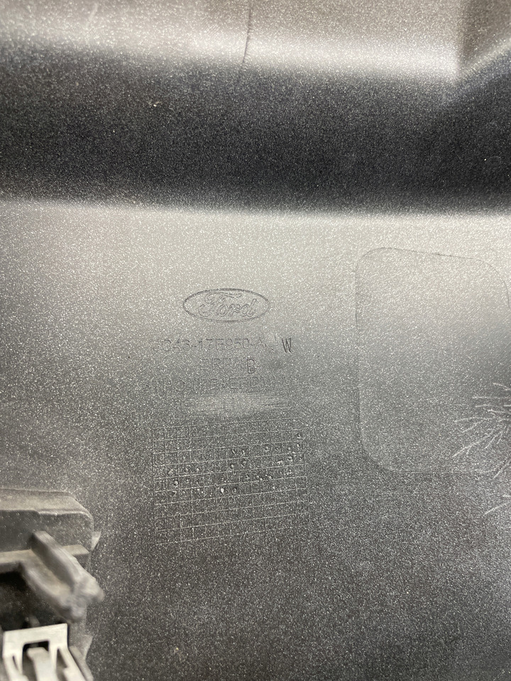 PRAWA OSŁONA OKULAR ZDERZAK FORD F-MAX JC46-17E950-A - Bamperis - Sunkvežimis: foto 5 PRAWA OSŁONA OKULAR ZDERZAK FORD F-MAX JC46-17E950-A - Bamperis - Sunkvežimis: foto 5