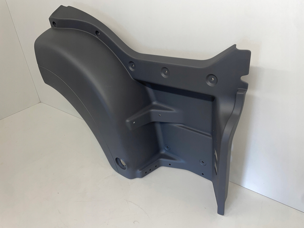 PRAWA STOPNICA MAN TGS E6 81615100870 - Grotelės - Sunkvežimis: foto 3 PRAWA STOPNICA MAN TGS E6 81615100870 - Grotelės - Sunkvežimis: foto 3