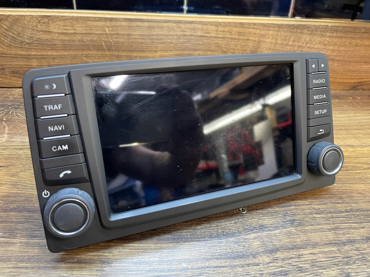 RADIO NAWIGACJA MAN TGS TGX EURO 6 81281006050 - Navigacijos sistema - Sunkvežimis: foto 3 RADIO NAWIGACJA MAN TGS TGX EURO 6 81281006050 - Navigacijos sistema - Sunkvežimis: foto 3