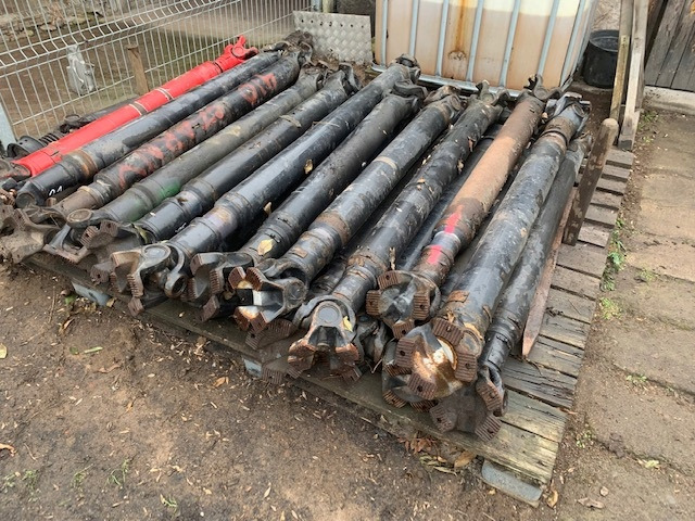 WAŁ NAPĘDOWY MAN TGA TGX TGS CENA OD 100 ZŁ - Pusašis - Sunkvežimis: foto 5 WAŁ NAPĘDOWY MAN TGA TGX TGS CENA OD 100 ZŁ - Pusašis - Sunkvežimis: foto 5