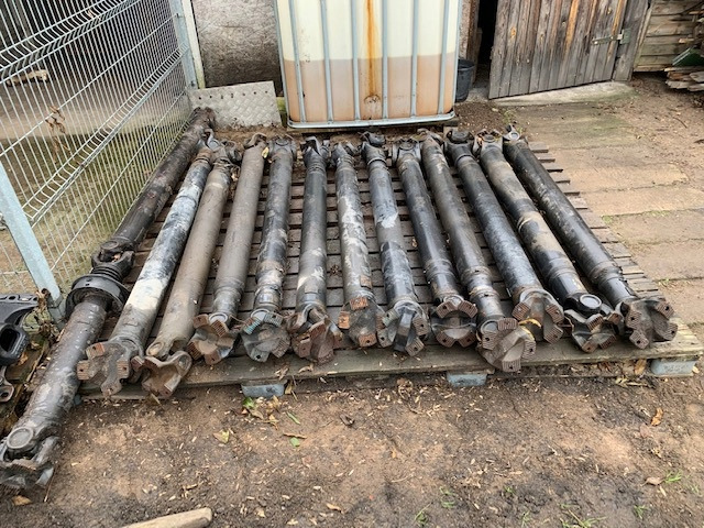 WAŁ NAPĘDOWY MAN TGA TGX TGS CENA OD 100 ZŁ - Pusašis - Sunkvežimis: foto 3 WAŁ NAPĘDOWY MAN TGA TGX TGS CENA OD 100 ZŁ - Pusašis - Sunkvežimis: foto 3