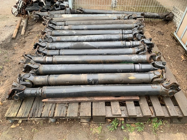 WAŁ NAPĘDOWY MAN TGA TGX TGS CENA OD 100 ZŁ - Pusašis - Sunkvežimis: foto 4 WAŁ NAPĘDOWY MAN TGA TGX TGS CENA OD 100 ZŁ - Pusašis - Sunkvežimis: foto 4